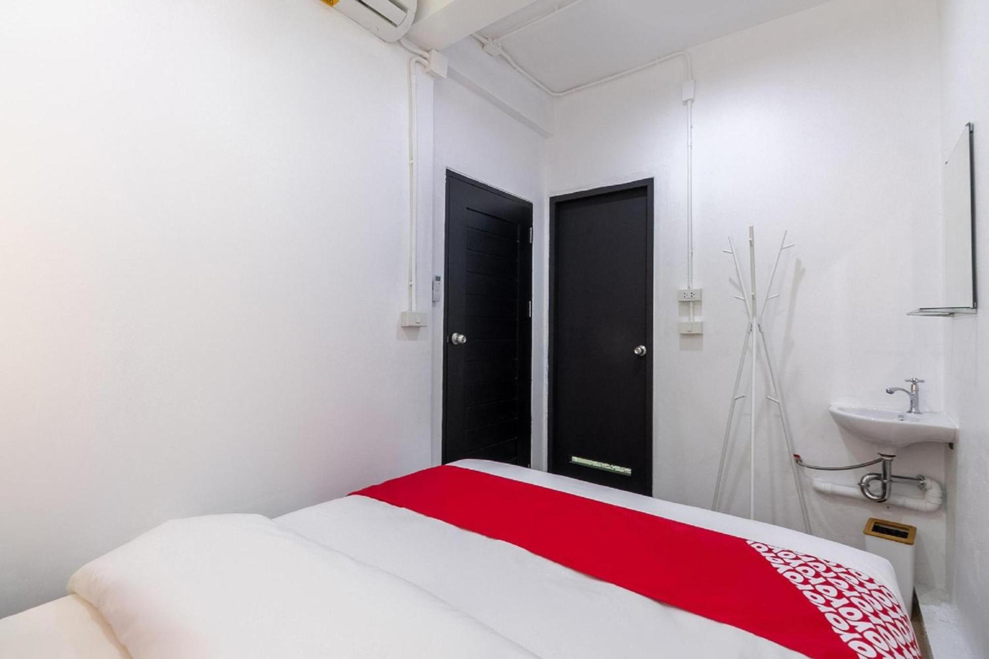 Kudi Hostel Бангкок Екстер'єр фото